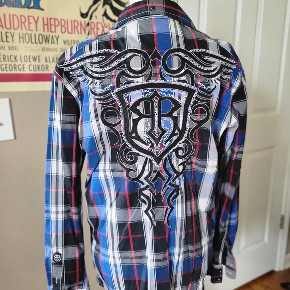 Roar Men's Button Up - Picture 4 of 4